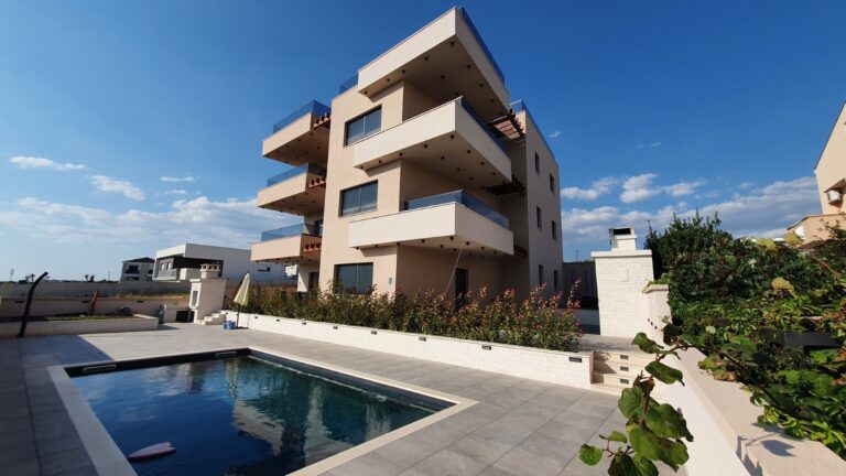 Apartament w budynku z basenem, widok panoramiczny, Sv. Filip i Jakov A Nekretnine Zadar Emporia Sveti Filip I Jakov