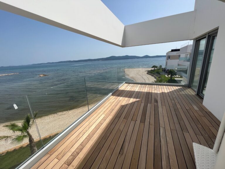 Luksusowy penthouse - 1 rząd do morza - Basen i winda - Sukošan A Novo Sukosan