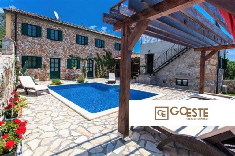 Rustykalna willa z basenem - REF ID: 1022/10 w Crikvenica Chorwacja Crikvenica Rustic Villa With Pool