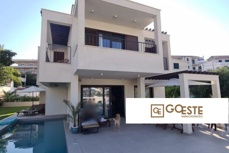 Willa z basenem blisko morza - REF ID: 2014/889 w Čiovo Chorwacja Ciovo Villa With Pool For Sale