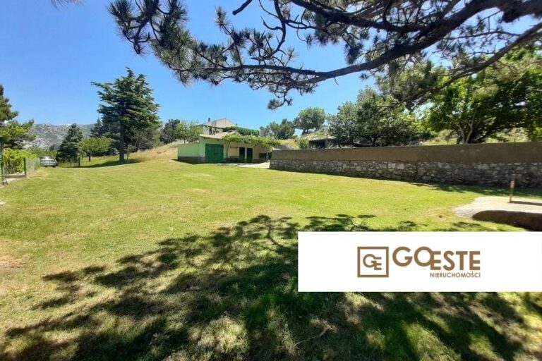 Nieruchomość z otwartym widokiem na morze - REF ID: 2016/497 w Split okolica Chorwacja Split Area Property With Open Sea View For Sale