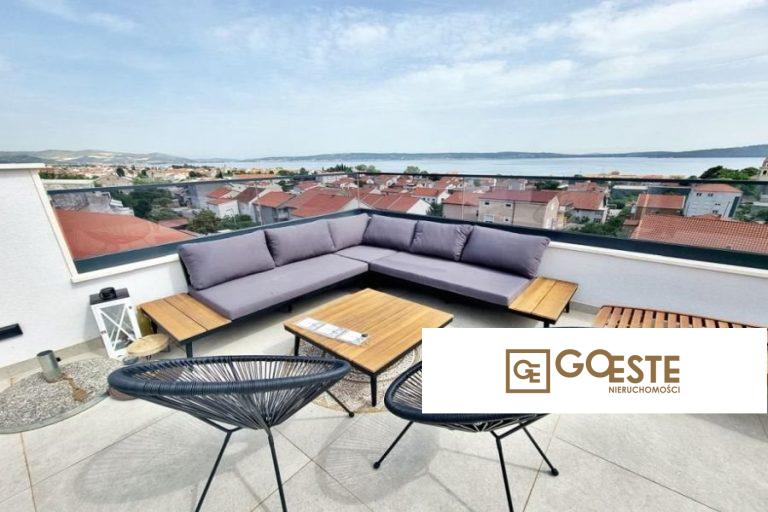 Nowoczesny apartament typu penthouse z pięknym widokiem - REF ID: 2016/542 w Kastela Chorwacja Split Area Penthouse With Sea View For Sale