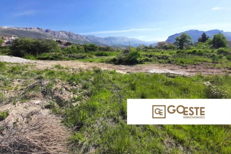 Działka budowlana w strefie biznesowej - REF ID: 2016/548 w Split okolica Chorwacja Split Area Building Land In The Business Zone For Sale