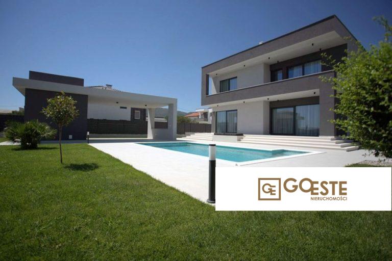 Nowo wybudowana willa z basenem - REF ID: 2019/112 w Kastela Chorwacja Kastela Villa With Pool For Sale