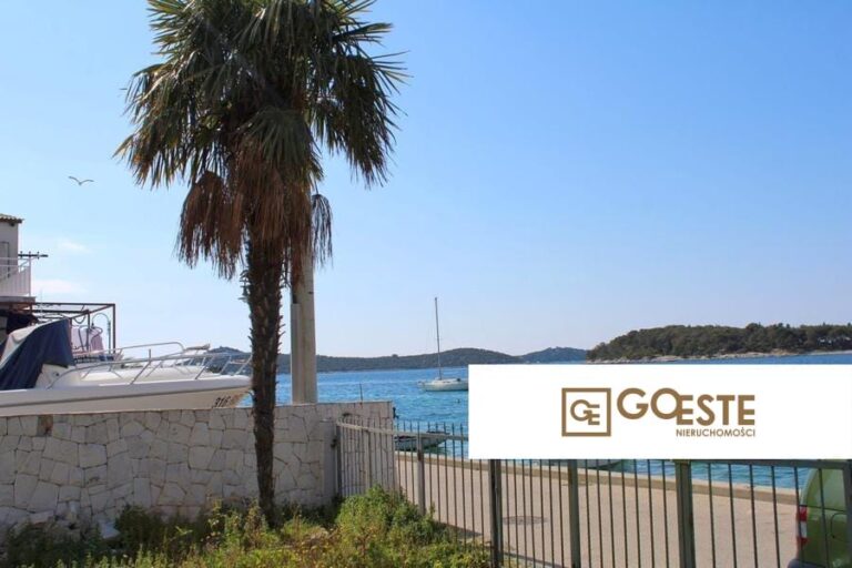 Działka budowlana w pierwszym rzędzie do morza - REF ID: 2021/269 w Rogoźnica Chorwacja Rogoznica Builidng Land First Row To Sea For Sale