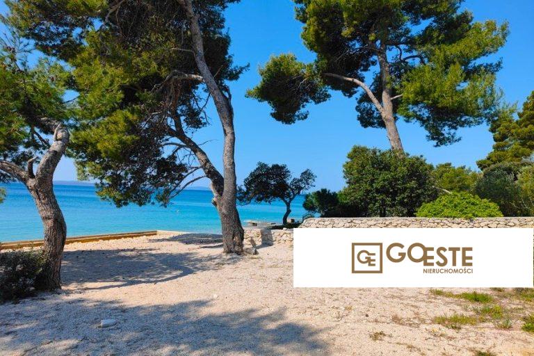 Działka budowlana w pierwszym rzędzie do morza - REF ID: 2021/275 w Zadar Chorwacja Zadar Building Land First Row To The Sea For Sale