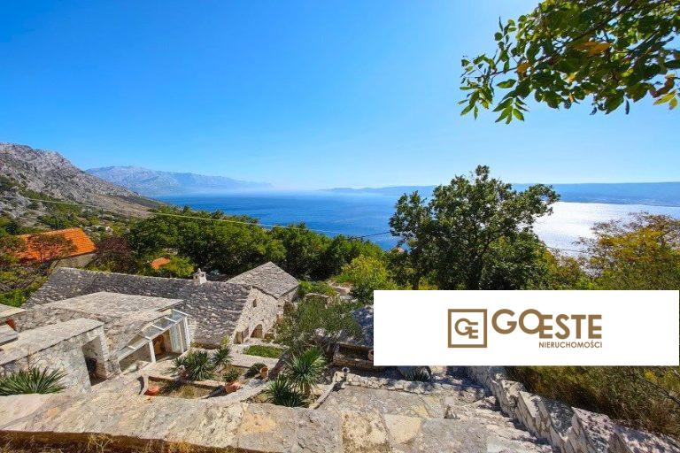 Domy z kamienia z widokiem na morze - REF ID: 2021/319 w Omis Chorwacja Near Omis Stone Houses With Sea View For Sale