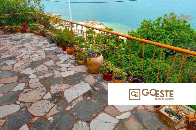 Dom w pierwszym rzędzie do morza - REF ID: 2021/341 w Čiovo Chorwacja Ciovo House First Row To The Sea For Sale