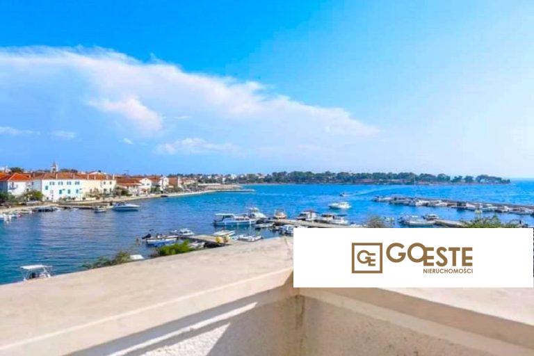 Zadar dom z apartamentami w pierwszym rzędzie do morza - REF ID: 2021/40 w Zadar Chorwacja Zadar Apartment House Near The Sea For Sale