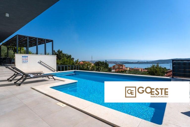 Nowoczesna willa z widokiem na morze - REF ID: 2022/377 w Kastela Chorwacja Kastela Modern Villa With Sea View For Sale