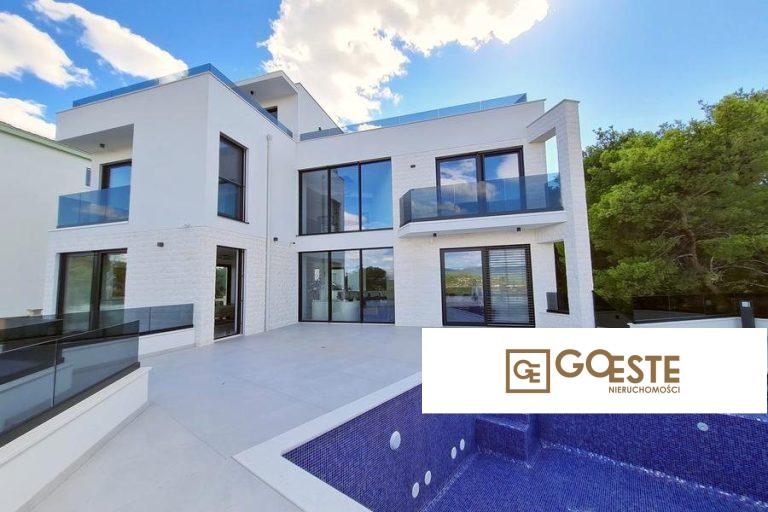 Nowo wybudowana luksusowa willa - REF ID: 2025/83 w Čiovo Chorwacja Island Ciovo Newly Built Luxury Villa For Sale