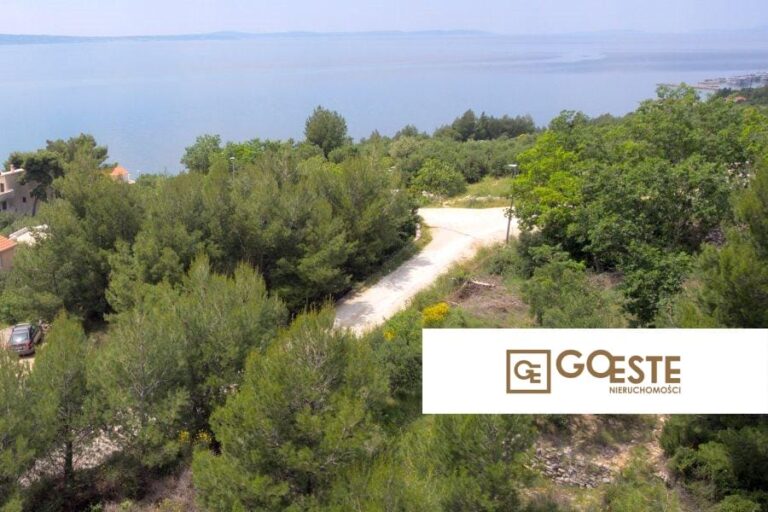 Działka z widokiem na morze - REF ID: 2029/59 w Omis Chorwacja Omis Building Land With Project And Sea View For Sale
