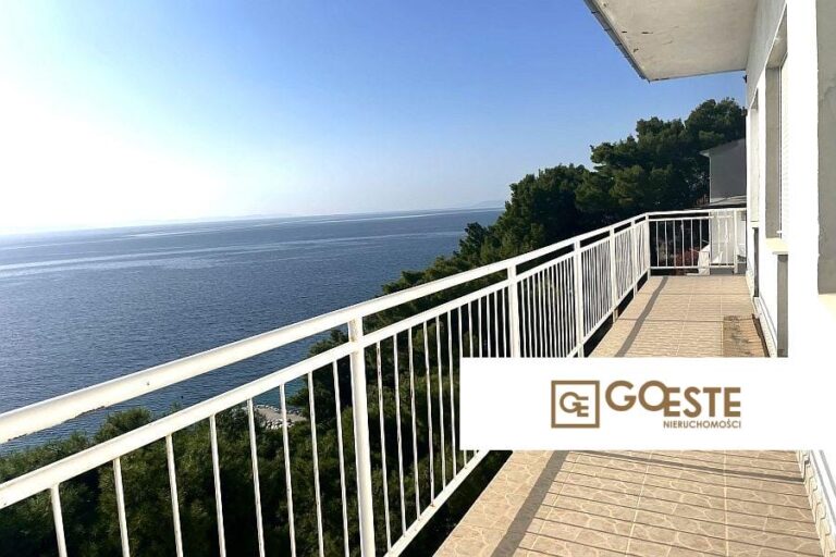 Apartament blisko morza - REF ID: 2030/39 w Omis Chorwacja Omis Apartment With Sea View For Sale