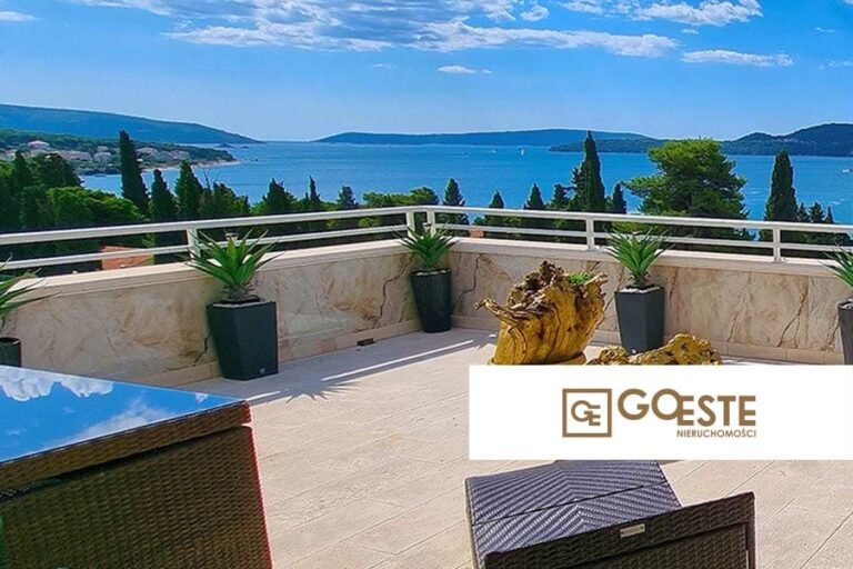 Luksusowy penthouse z otwartym widokiem na morze - REF ID: 2030/58 w Trogir Chorwacja Trogir Pentthouse With Sea View For Sale