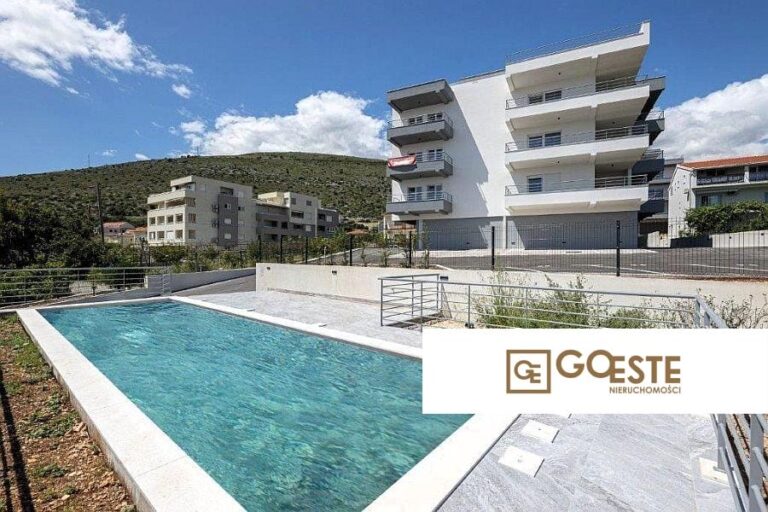 Apartament z jedną sypialnią i basenem - REF ID: 2030/62 w Trogir Chorwacja Trogir One Bedroom Apartment With Pool For Sale