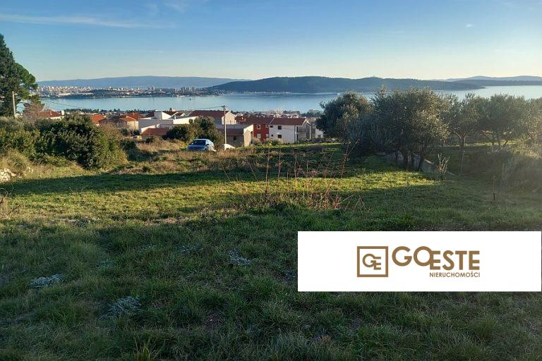Działka budowlana z otwartym widokiem na morze - REF ID: 2031/105 w Kastela Chorwacja Kastela Building Land With An Open Sea View For Sale