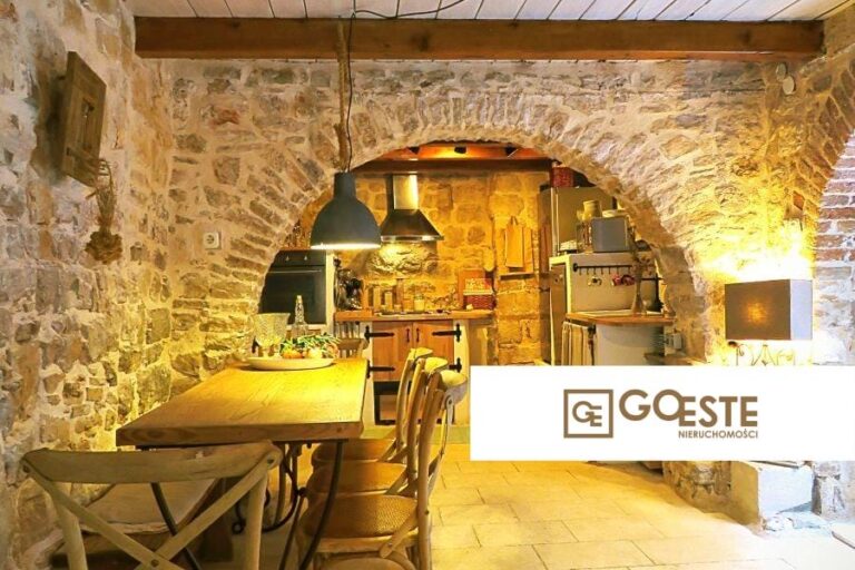 Śródziemnomorski dom z kamienia - REF ID: 2031/79 w Hvar Chorwacja Hvar Mediterranean Stone House For Sale