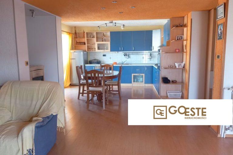 Komfortowy apartament w świetnej lokalizacji - REF ID: 2031/81 w Kastela Chorwacja Kastela Comfortable Apartment In A Great Location For Sale