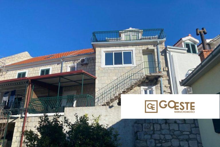 Dom z otwartym widokiem - REF ID: 2037/37 w Split okolica Chorwacja Split Area House With Open View For Sale