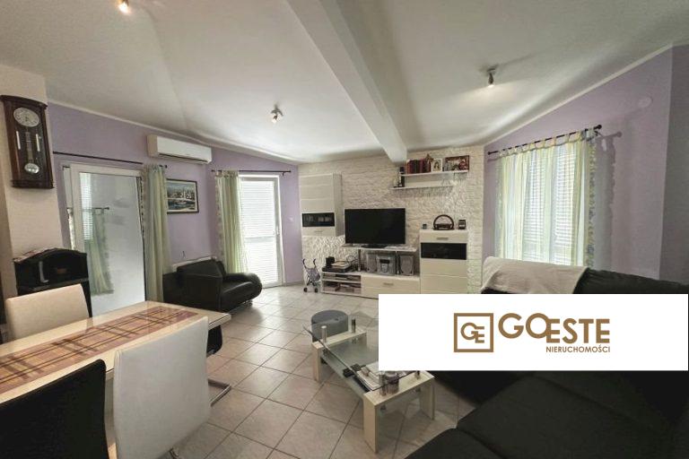 Dom rodzinny z widokiem na morze - REF ID: 2041/60 w Kastela Chorwacja Kastela House Villa With Sea View For Sale