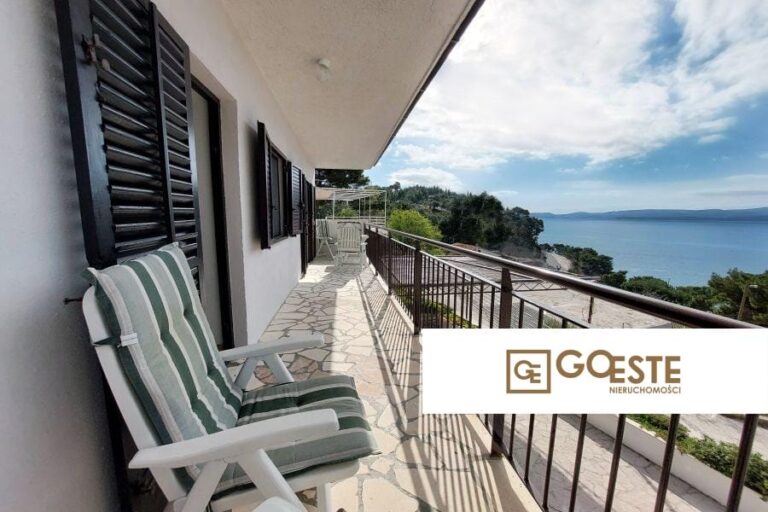 Dom z widokiem na morze w świetnej lokalizacji - REF ID: 2043/63 w Omis Chorwacja Omis House With Sea View In A Great Location For Sale