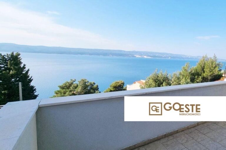 Dom z basenem i widokiem na morze - REF ID: 2041/52 w Omis Chorwacja House With Pool And Sea View For Sale