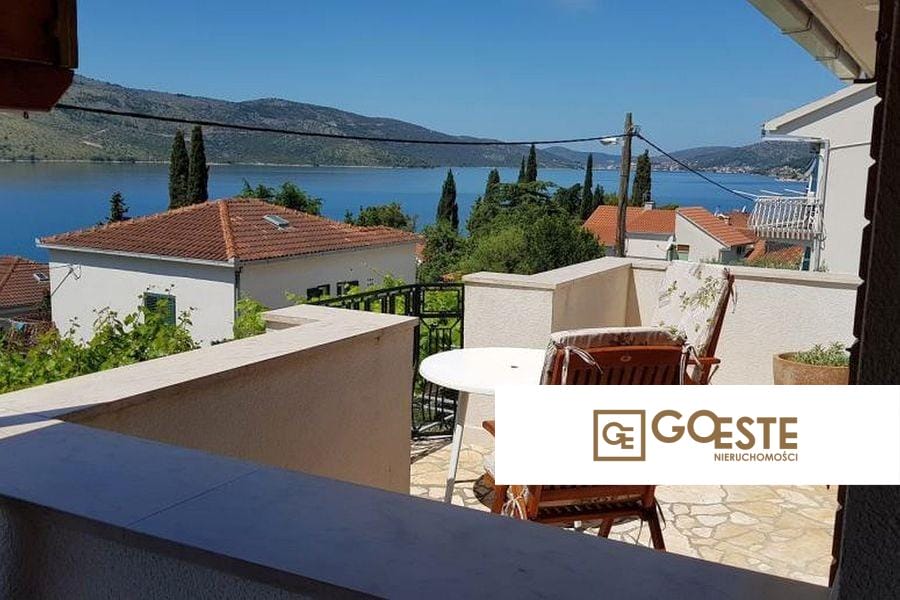 Dom wolnostojący z widokiem na morze - REF ID: 2018/154 w Trogir Chorwacja Near Trogir House For Sale