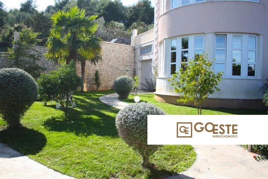 Willa z widokiem na morze - REF ID: 2021/169 w Trogir Chorwacja Trogir Villa With Sea View For Sale