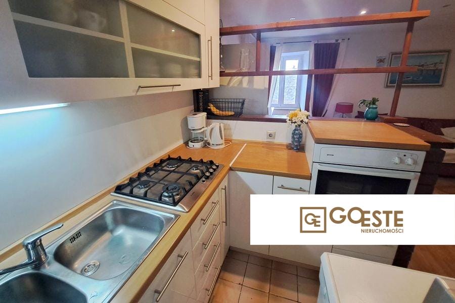 Czteropokojowy apartament w starym centrum - REF ID: 5236/30 w Trogir Chorwacja Trogir Apartment In Old Center For Sale