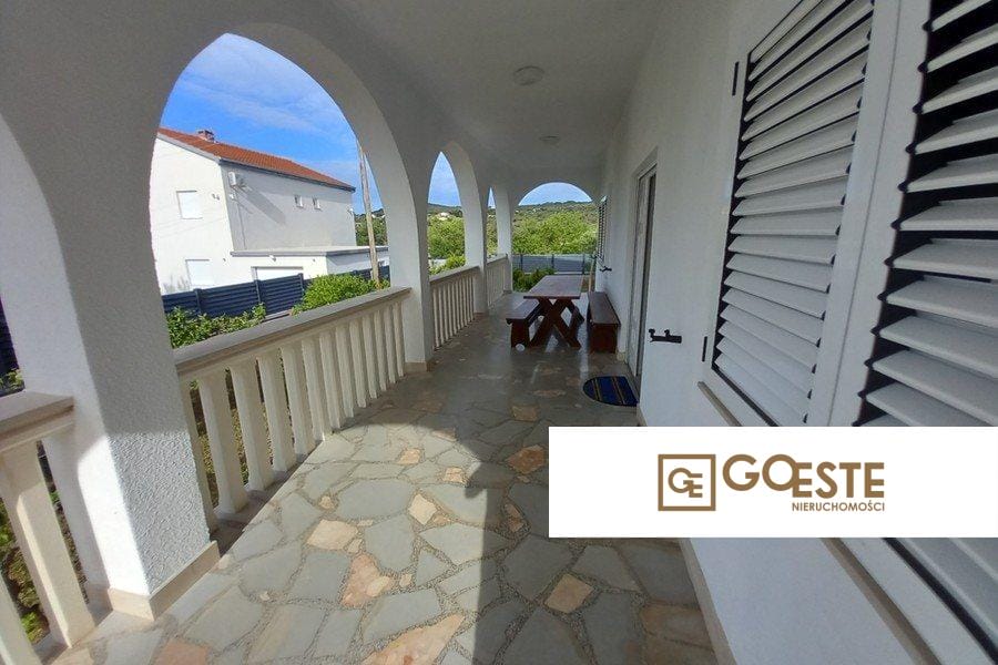 Dom z dużym ogrodem - REF ID: 2031/83 w Trogir Chorwacja Trogir House With Large Garden For Sale