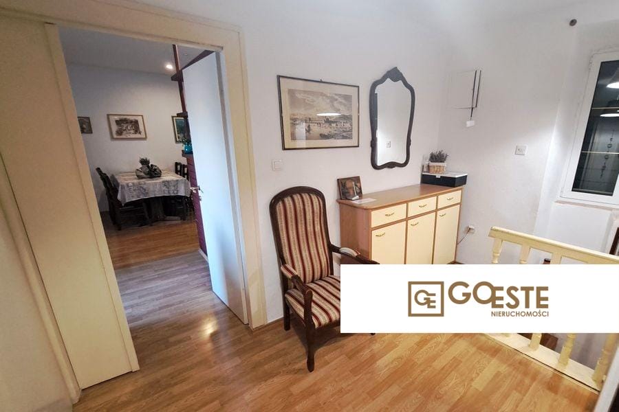 Czteropokojowy apartament w starym centrum - REF ID: 5236/30 w Trogir Chorwacja Trogir Apartment In Old Center For Sale