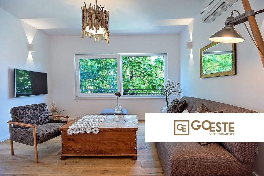 Dom wolnostojący z widokiem na morze - REF ID: 2030/43 w Trogir Chorwacja Trogir House With Sea View For Sale