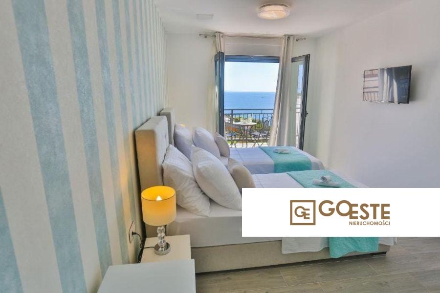 Willa z panoramicznym widokiem na morze - REF ID: 2043/65 w Rogoźnicy Chorwacja Rogoznica Villa With Sea View For Sale