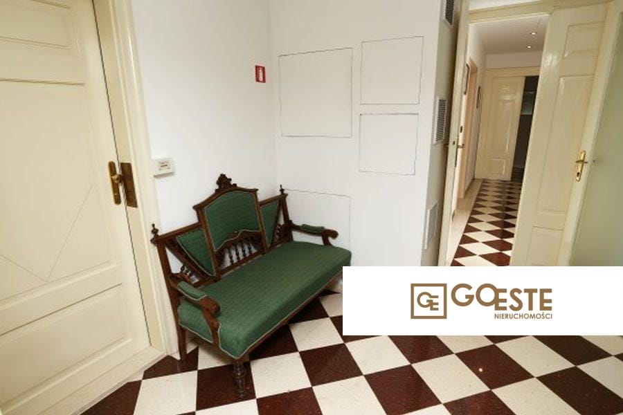 Hotel w pierwszym rzędzie do morza - REF ID: 5191/30 w Trogir Chorwacja Trogir Hotel First Row To The Sea For Sale