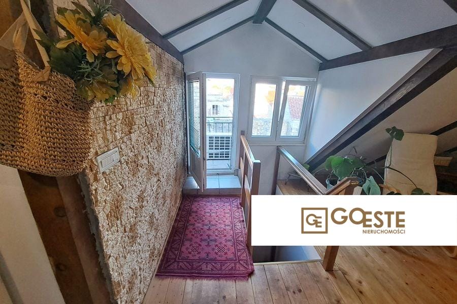 Czteropokojowy apartament w starym centrum - REF ID: 5236/30 w Trogir Chorwacja Trogir Apartment In Old Center For Sale