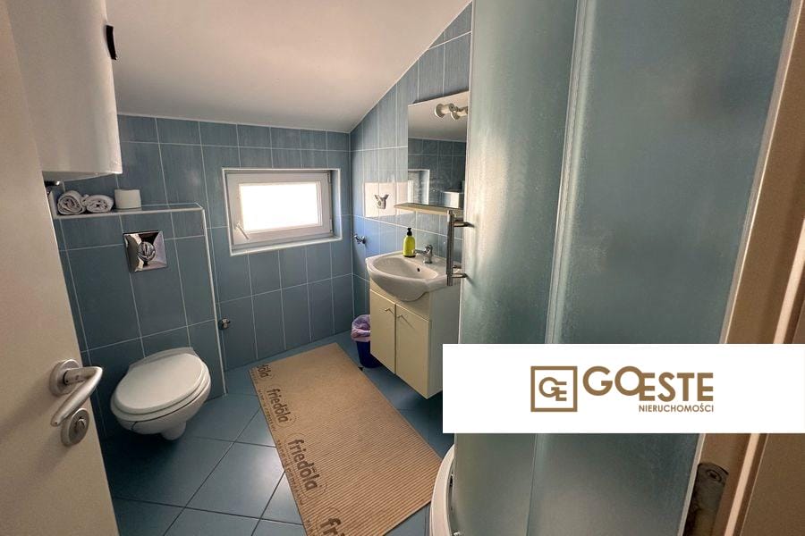 Dom apartamentowy z widokiem na morze - REF ID: 2036/67 w Rogoźnica Chorwacja Rogoznica House For Sale