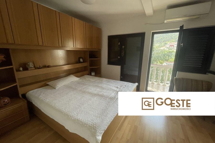 Dom wolnostojący blisko morza - REF ID: 2030/61 w Trogir Chorwacja Vinisce House For Sale