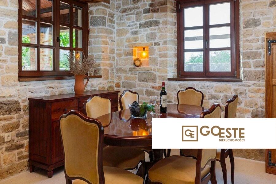 Dalmatyńska posiadłość z basenem i gajem oliwnym - REF ID: 2021/235 w Trogir Chorwacja Trogir Dalmatian Estate For Sale