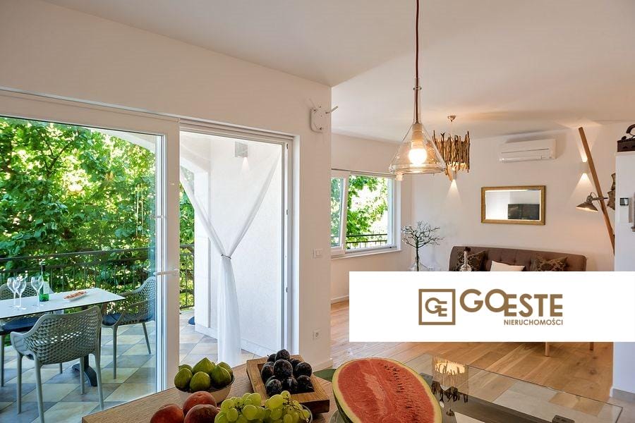 Dom wolnostojący z widokiem na morze - REF ID: 2030/43 w Trogir Chorwacja Trogir House With Sea View For Sale