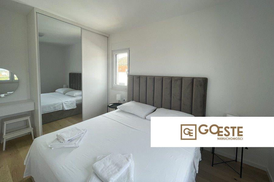 Luksusowy apartament z widokiem na morze - REF ID: 2035/100 w Trogir Chorwacja Trogir Luxury Apartment With Sea View For Sale