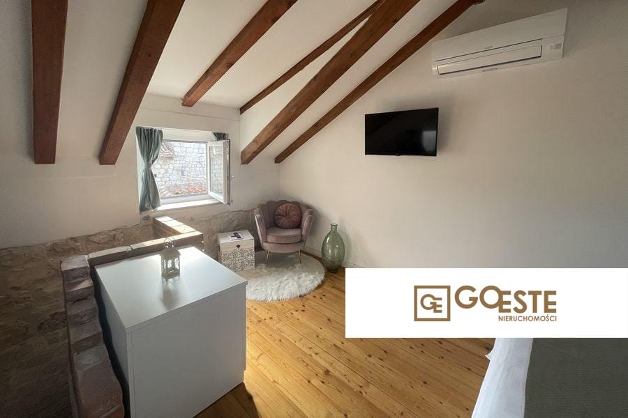 Kamienny dom w centrum - REF ID: 5114/30 w Trogir Chorwacja Trogir Stone House For Sale
