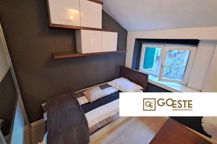 Czteropokojowy apartament w starym centrum - REF ID: 5236/30 w Trogir Chorwacja Trogir Apartment In Old Center For Sale