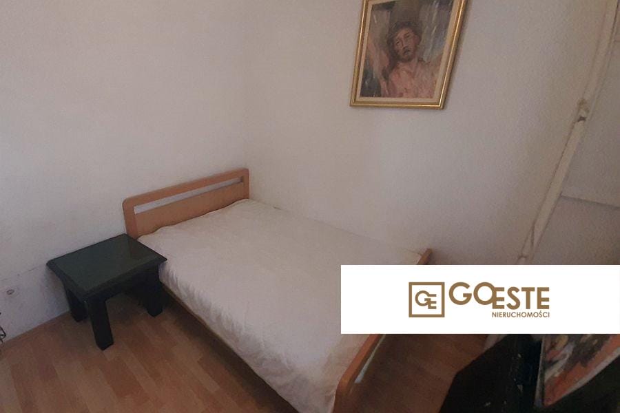 Dom w szeregu, na 4 piętrach - REF ID: 2016/485 w Trogir Chorwacja Trogir House In A Row On Floors For Sale
