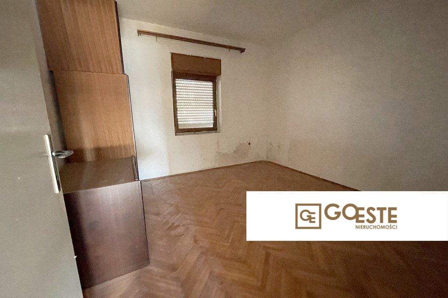 Dom na czterech piętrach do remontu - REF ID: 2036/09 w Trogir Chorwacja Near Trogir House For Renovation For Sale