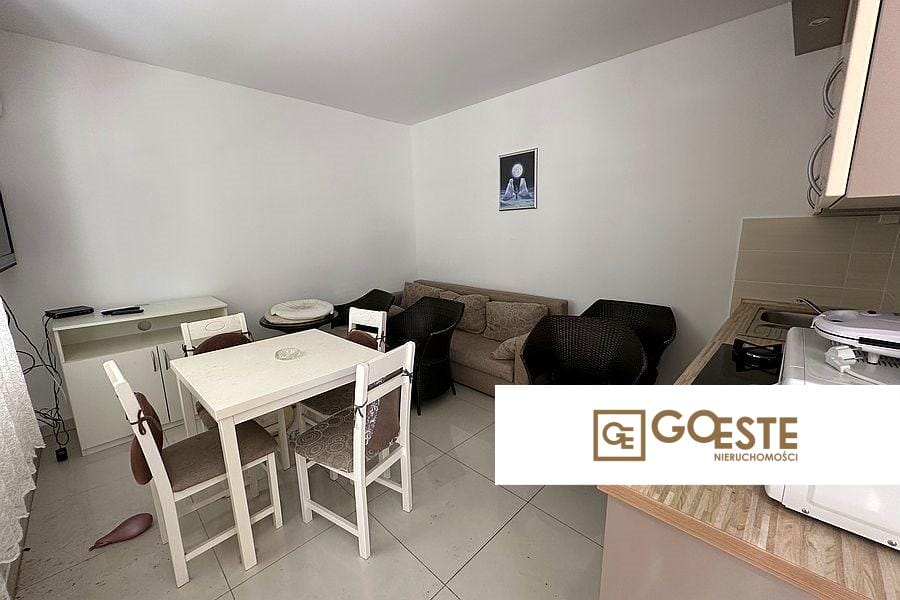 Dom apartamentowy z widokiem na morze - REF ID: 2036/67 w Rogoźnica Chorwacja Rogoznica House For Sale