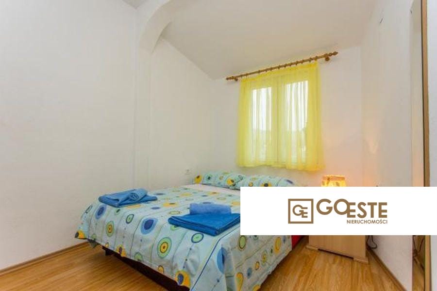 Dom z apartamentami - REF ID: 2037/17 w Trogir Chorwacja Near Trogir Apartment House For Sale