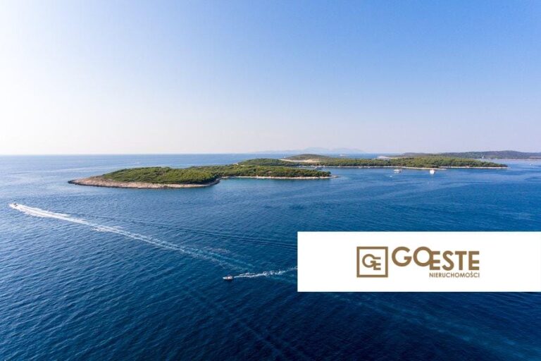 Uroczy dom nad morzem - REF ID: 2013/155 w Hvar Chorwacja Island Hvar House First Row Sale