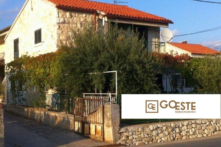 Kamienny dom na dwóch piętrach - REF ID: 4040/30 w Trogir Chorwacja Trogir House For Sale