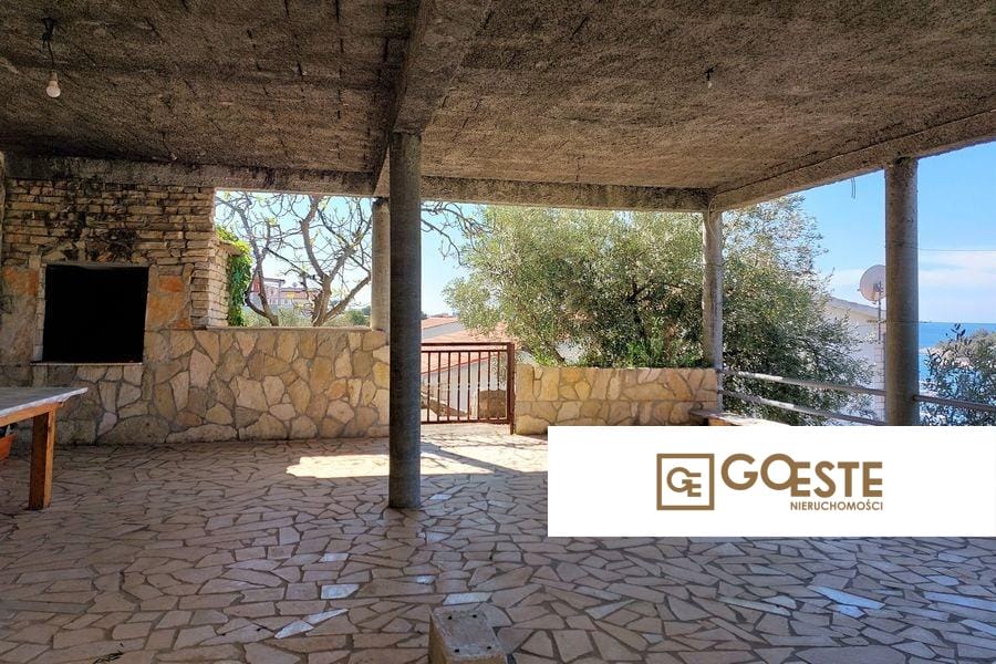 Dom apartamentowy z widokiem na morze - REF ID: 2029/35 w Rogoźnica Chorwacja Near Rogoznica Apartment House With Sea View For Sale