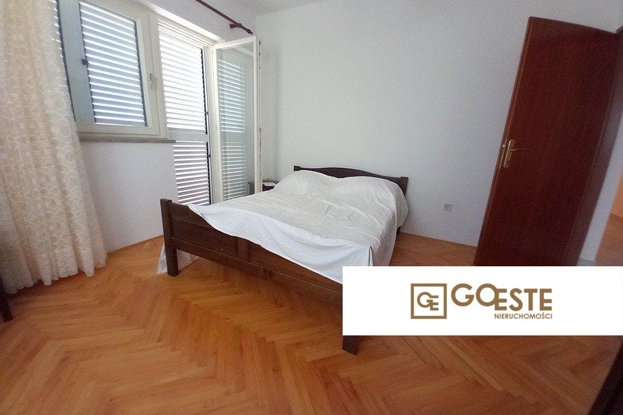 Dom z dużym ogrodem - REF ID: 2031/83 w Trogir Chorwacja Trogir House With Large Garden For Sale